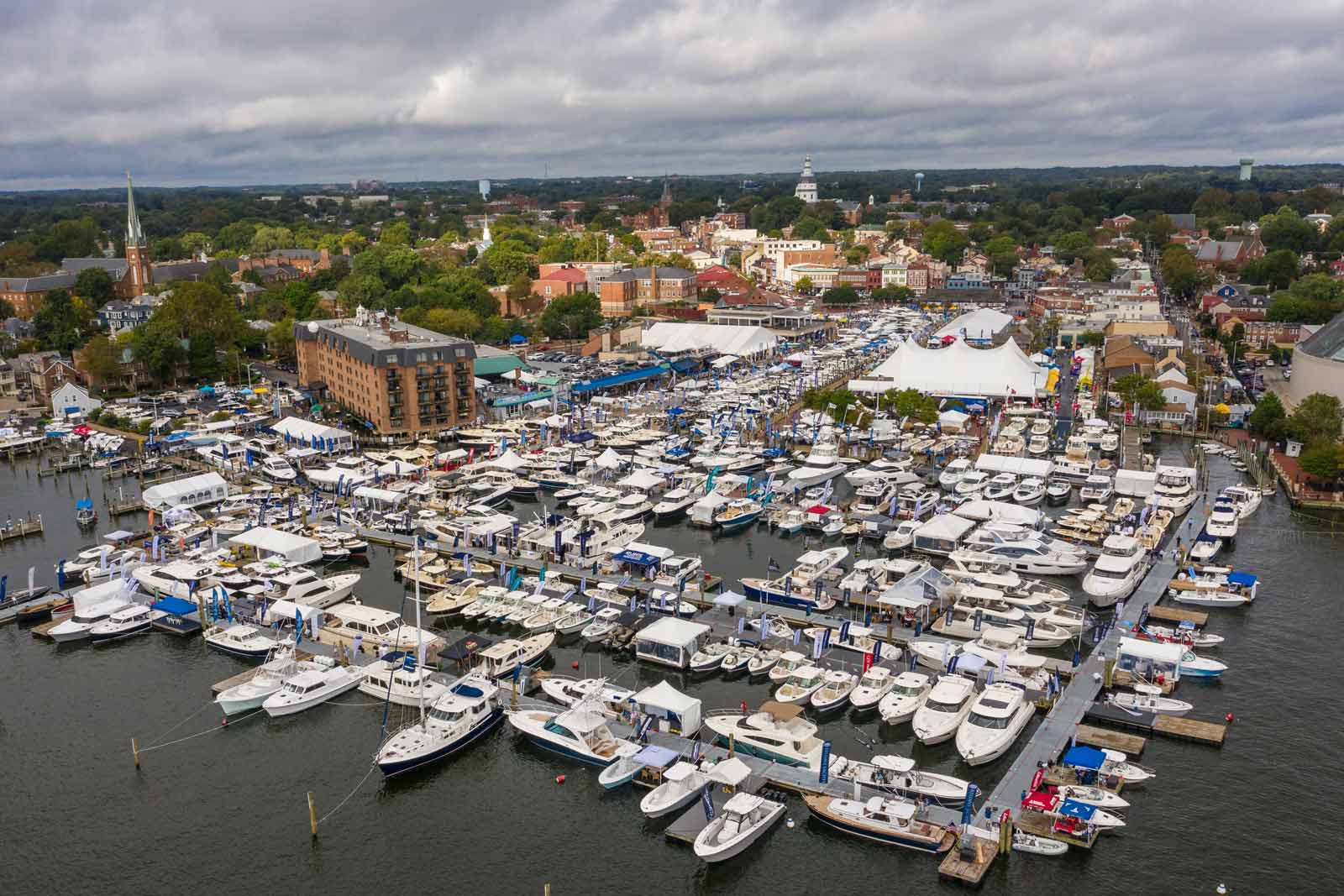 Popular Annapolis Power Boat Show Opens Oct. 3