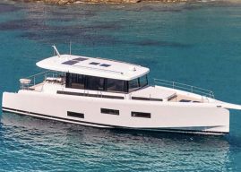 New Omikron 60 Blends Tradition with Modern Innovation