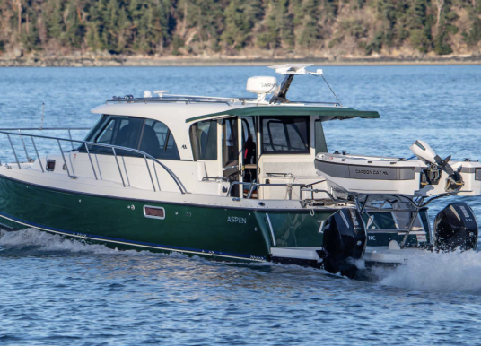 Aspen Power Cats Launches New 38-Foot C110